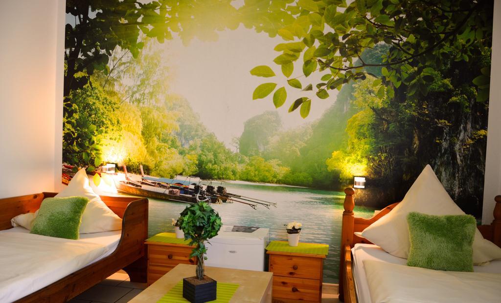 Gaestehaus Des Haus Krone Bexbach Bilik gambar